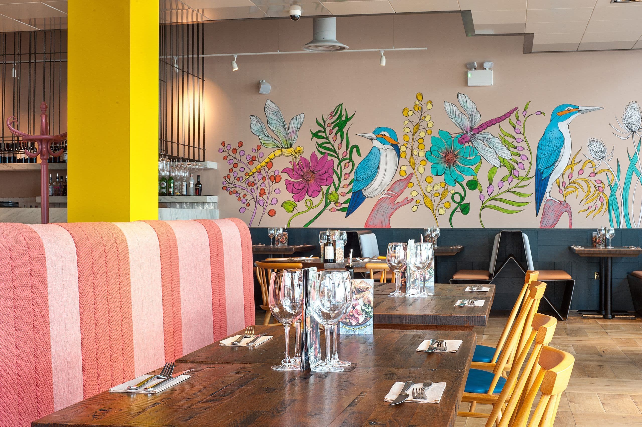 Zizzi Cardiff, Mermaid Quay Interiors