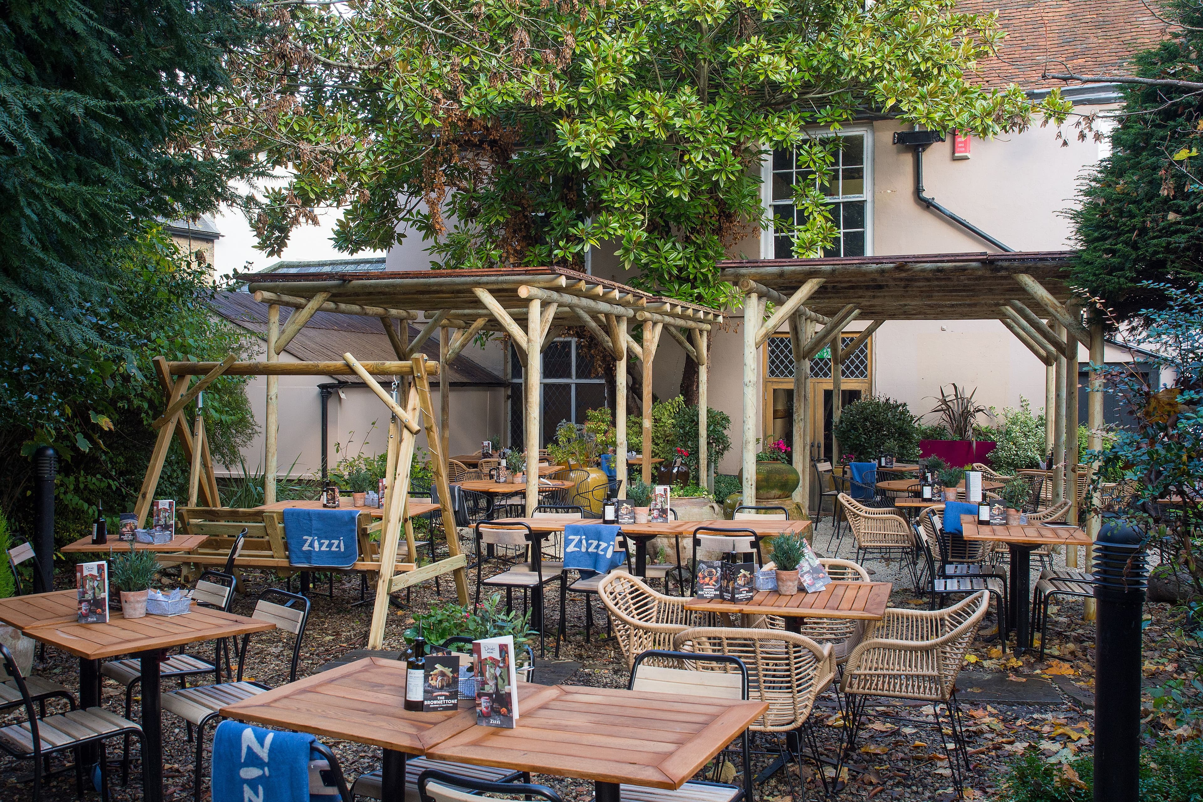 Zizzi Canterbury outside seating