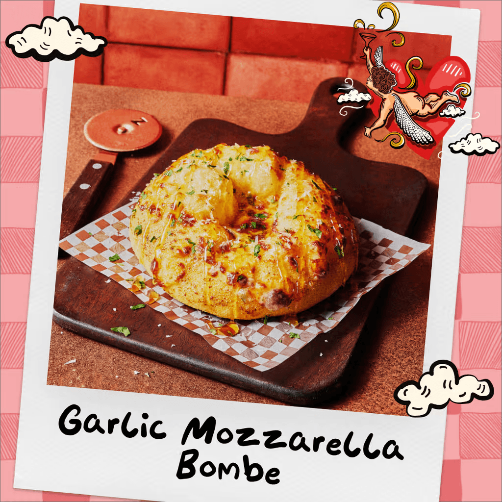 Garlic Mozzarella Bombe