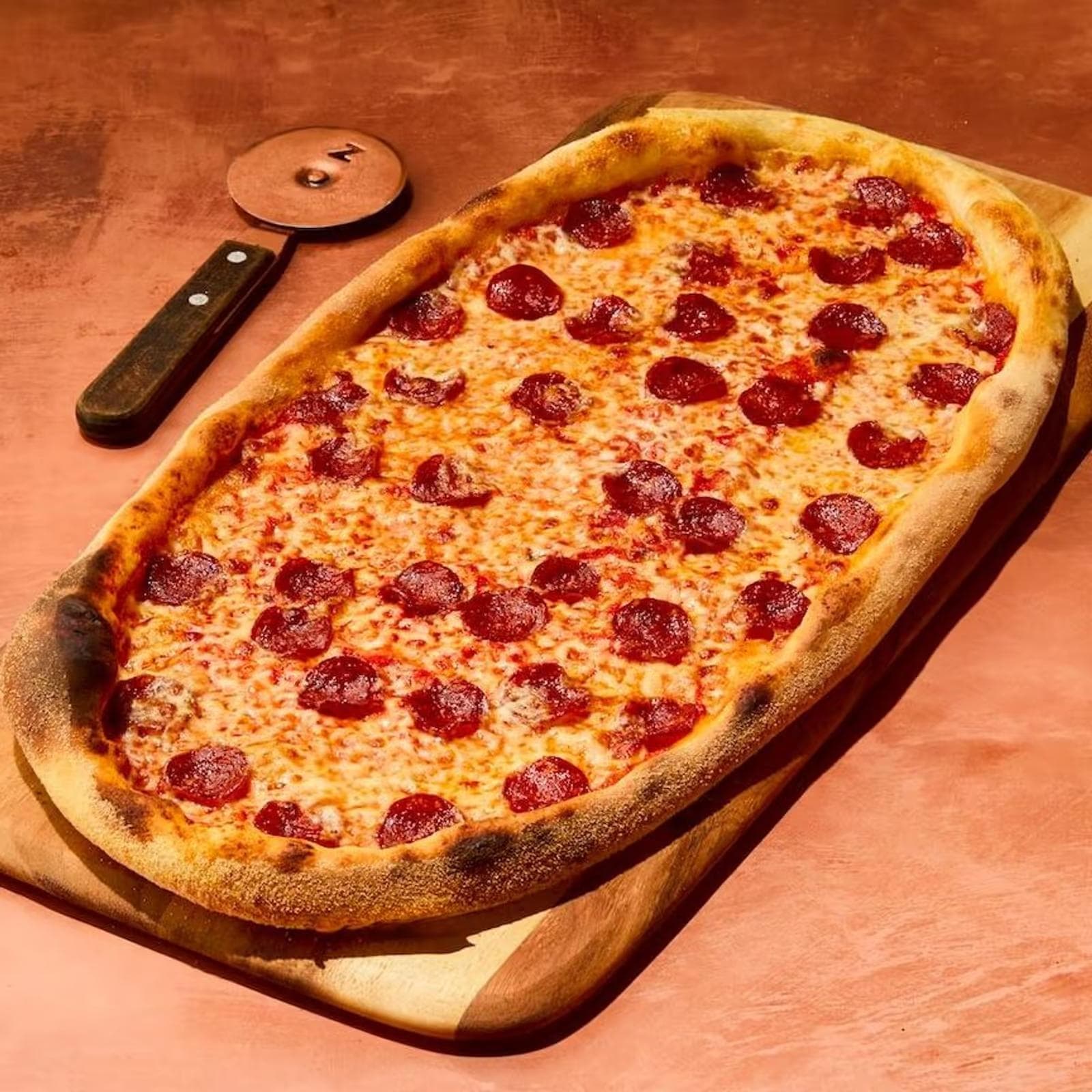 Pepperoni Premio Rustica pizza