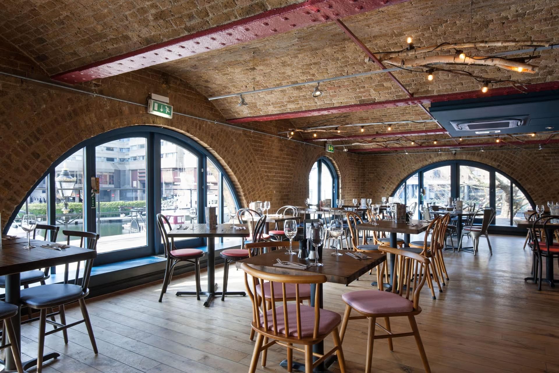 Private dining room at Zizzi St Katharine's Dock