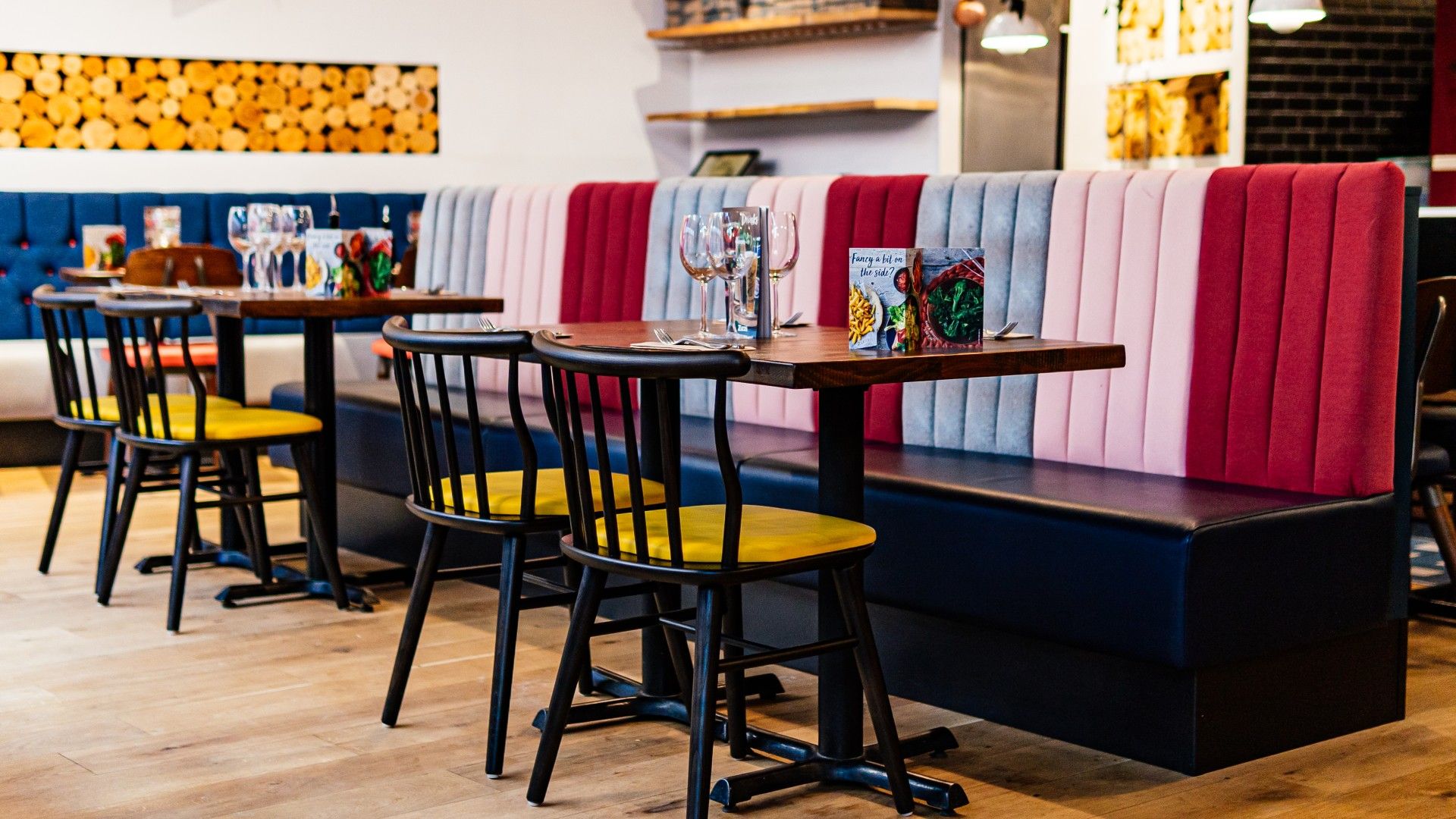 Table and Chairs Zizzi Leicester Highcross 