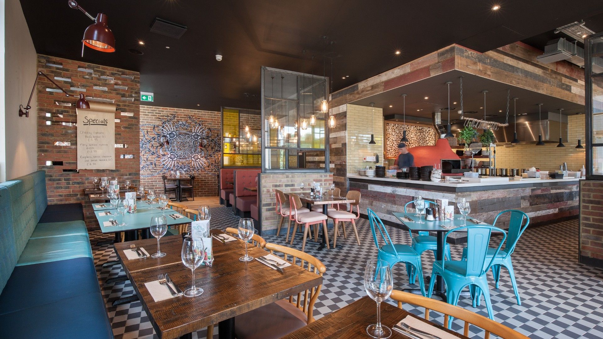Tables and chairs Zizzi Bedford 