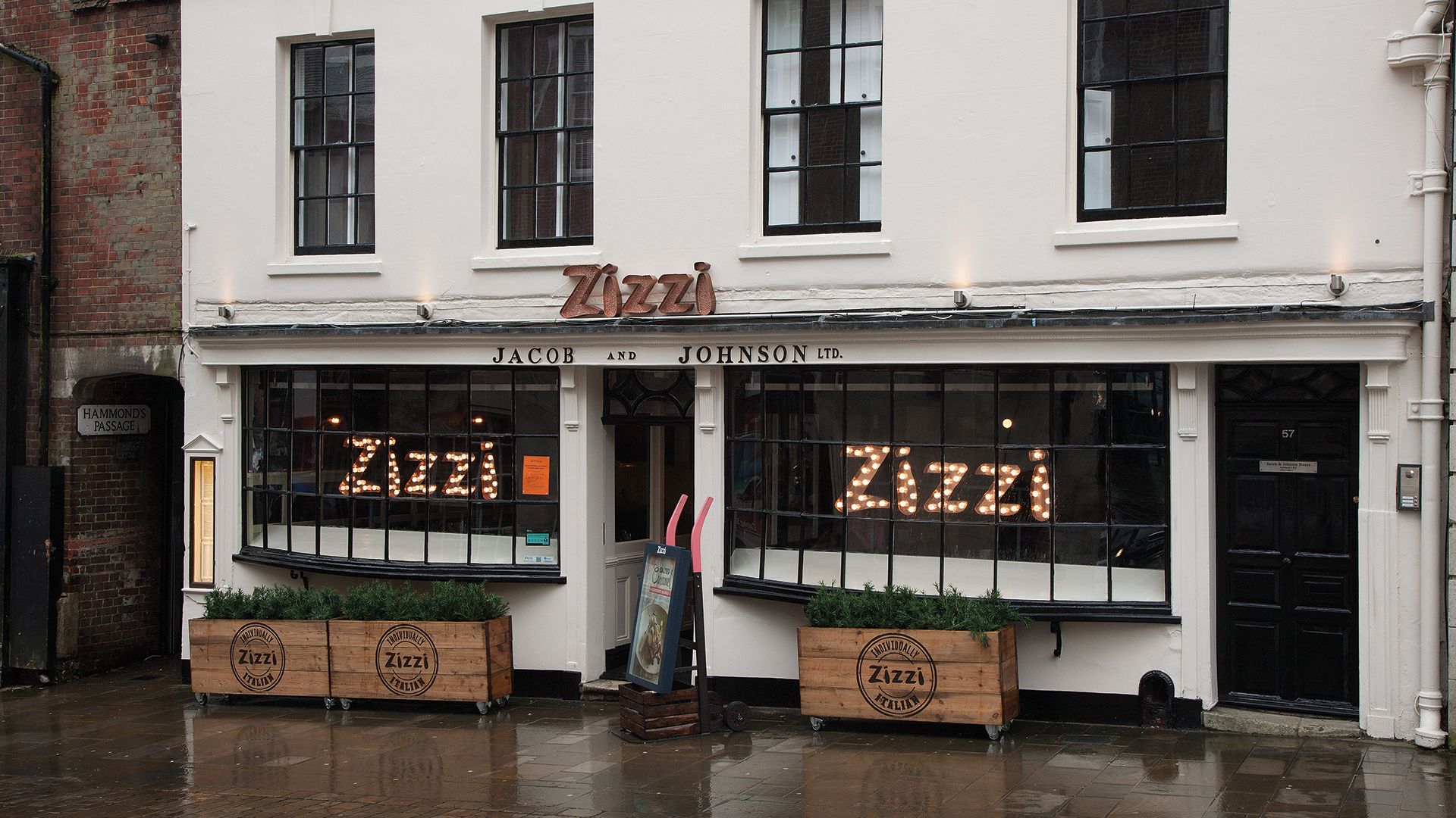 Zizzi-Italian-Winchester-1 