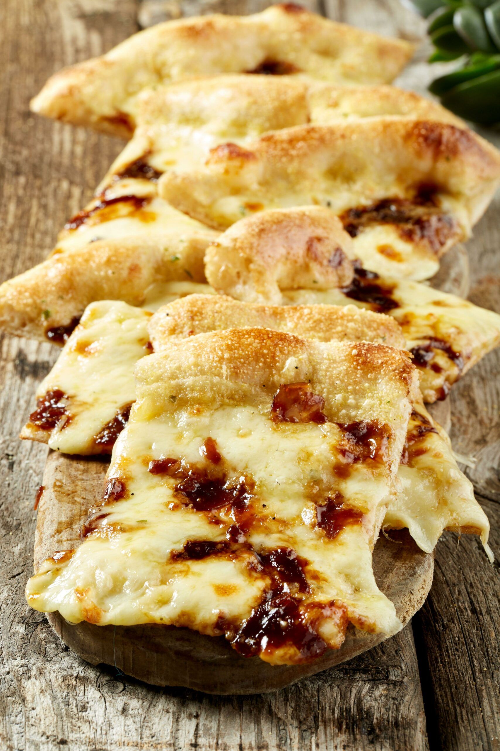 Garlic Bread with Mozzarella 