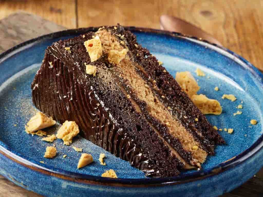 Zillionaire's Fudge Cake 