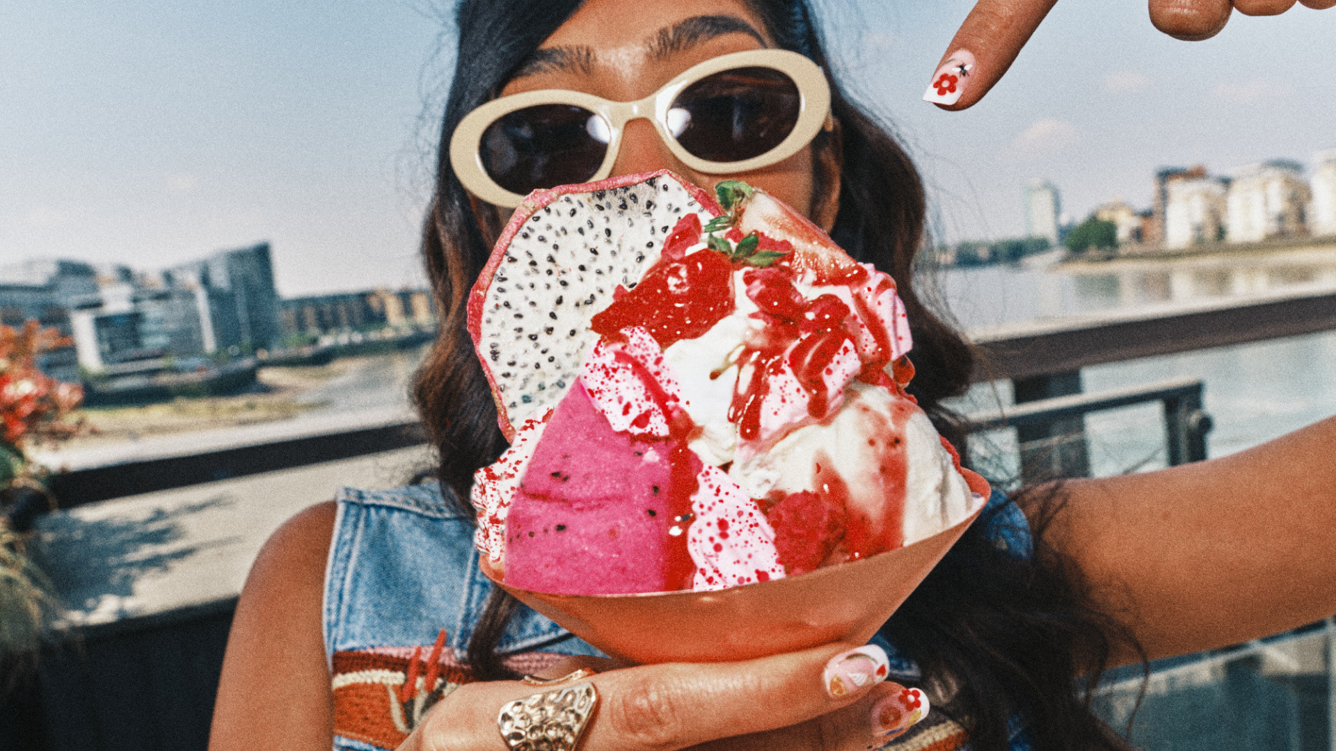 Dragonfruit & Wild Strawberry Sundae 